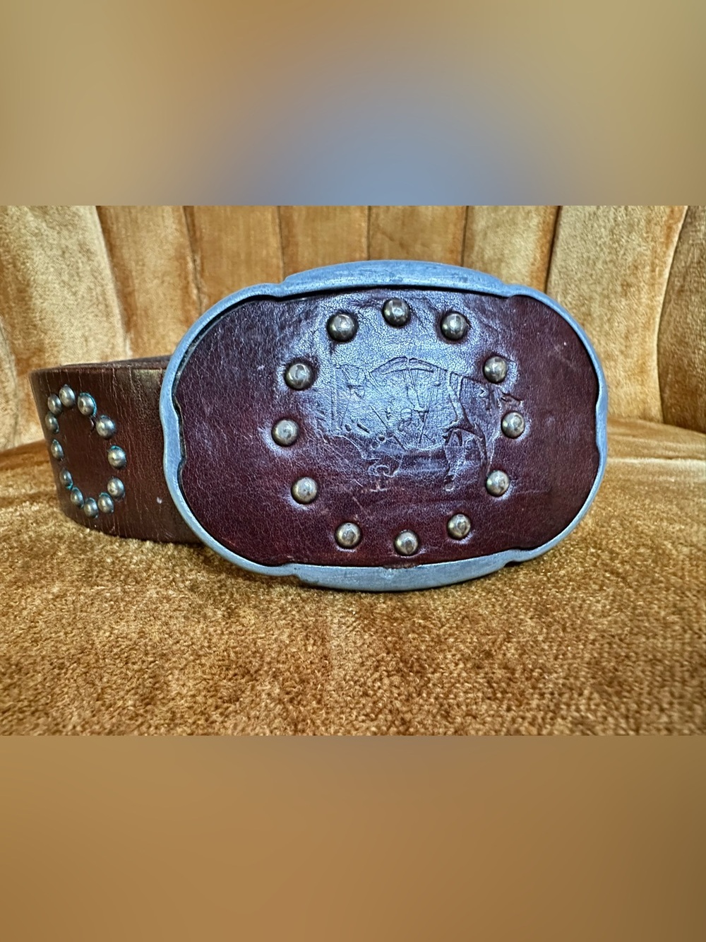 Vintage 90’s GAP Brown Leather Studded Belt with Oval Western Buckle with Bull S